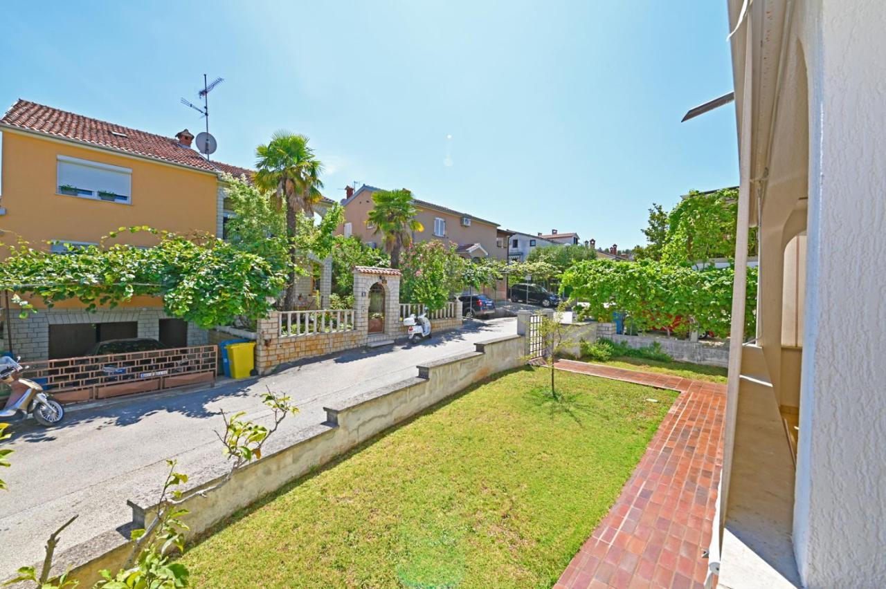 Apartman Blaz Διαμέρισμα Πόρετς Εξωτερικό φωτογραφία